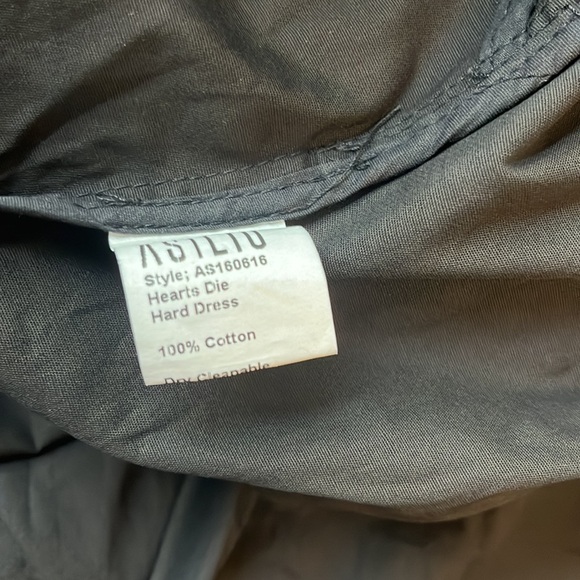 Asilio Hearts Die Hard Mini Dredd - Picture 8 of 8